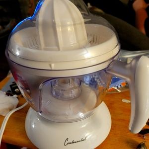 Electric juicer